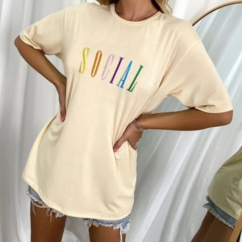 Shein Women’s Short Sleeve Crew Neck Embroidered Letters “Social” Size Medium